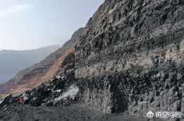 賀蘭山的煤炭燃燒了300年，損失達上百億，不能用水滅了嗎？