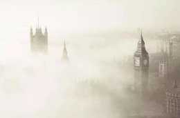 歐洲的哪個城市被世界公認為“霧都”？