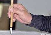 練毛筆字時，能直接懸腕嗎？